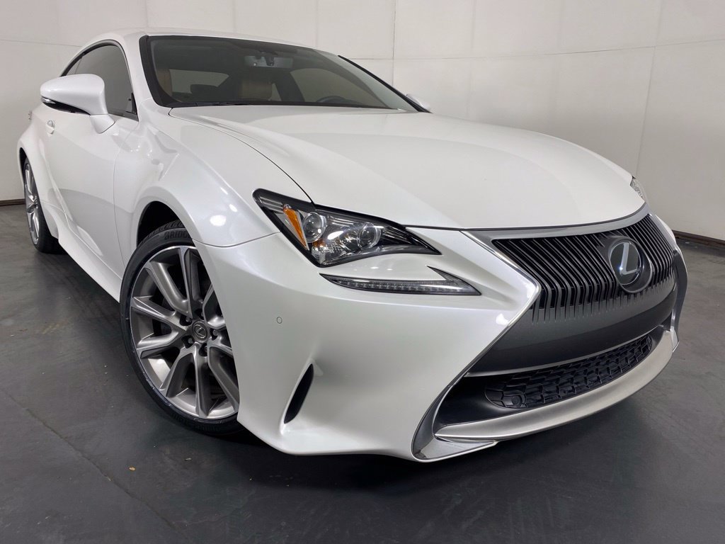 Used 2015 Lexus RC 350 w/ Luxury Package RWD image 2
