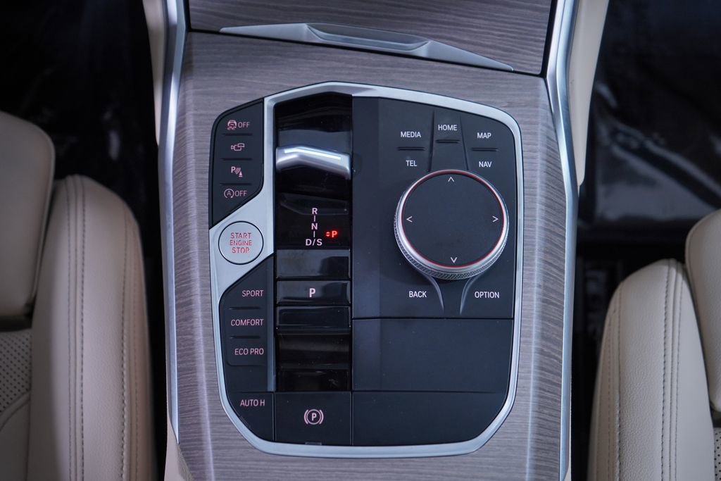 Used 2025 BMW 330i xDrive Sedan image 14