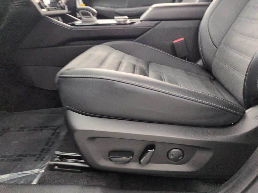 New 2026 Mitsubishi Outlander SE AWD/4WD image 15