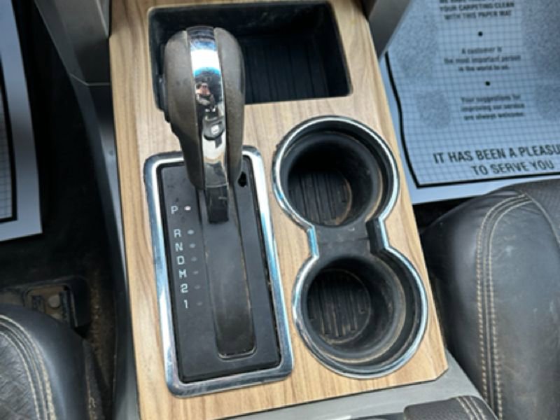 Used 2011 Ford F150 Lariat w/ Lariat Chrome Pkg image 8