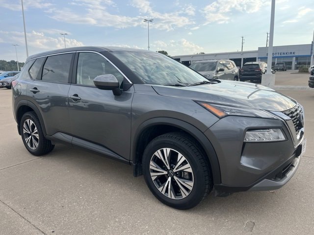 Used 2023 Nissan Rogue SV
