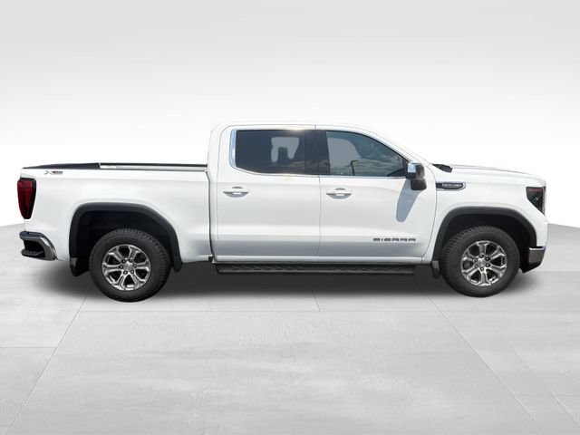 Used 2023 GMC Sierra 1500 SLE w/ X31 Off-Road Package AWD/4WD image 7