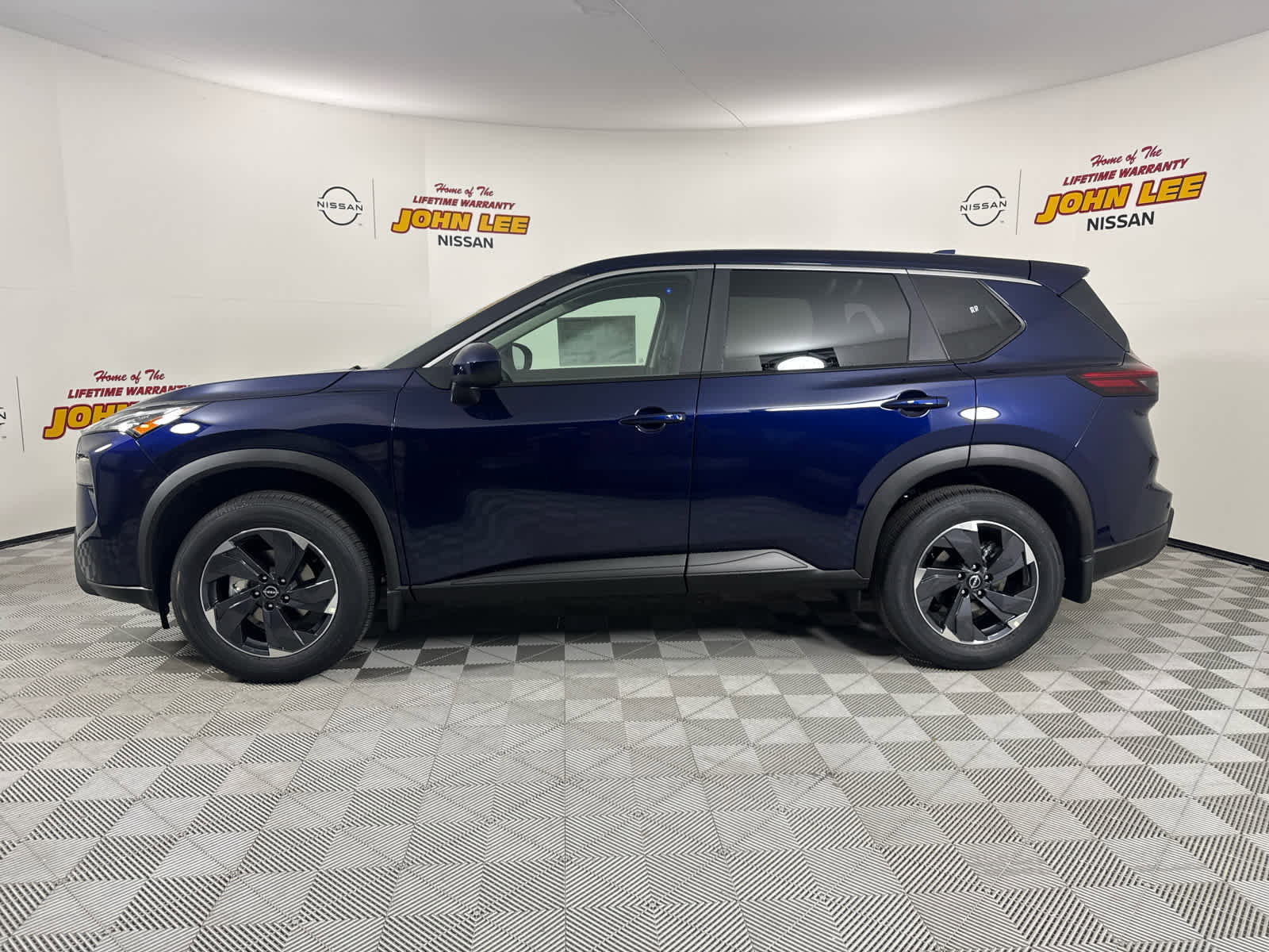 New 2026 Nissan Rogue SV image 2