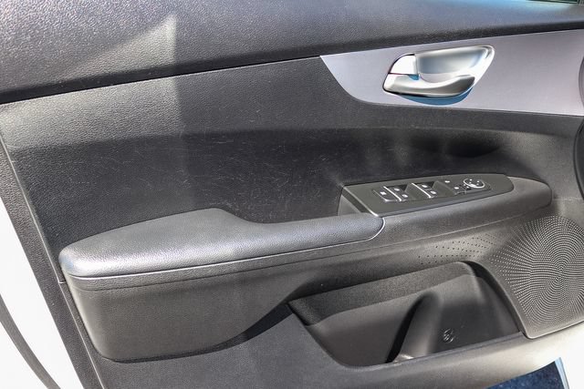 Used 2022 Kia Forte Sedan FWD image 22