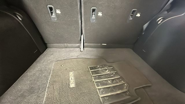 Used 2024 Nissan Kicks S FWD image 27