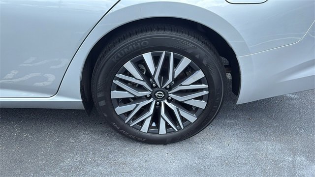 Used 2024 Nissan Altima 2.5 SV image 10