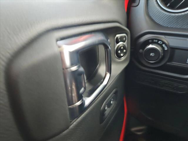 Used 2025 Jeep Wrangler Unlimited Rubicon AWD/4WD image 25