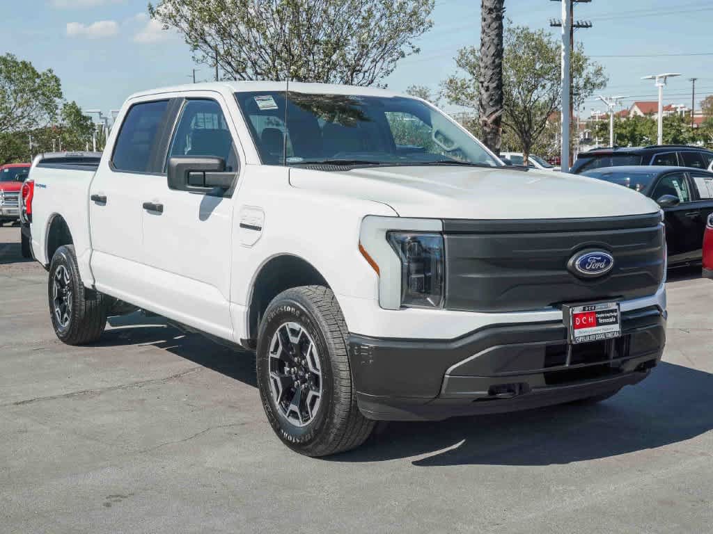 Used 2022 Ford F150 Lightning Pro AWD/4WD image 3