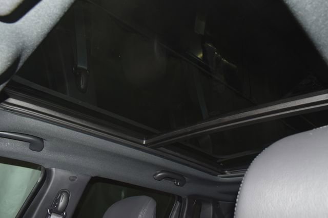 New 2026 Jeep Compass Latitude w/ Sun and Sound Group AWD/4WD image 12