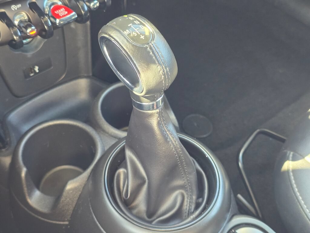 Used 2019 MINI Cooper 2-Door Hardtop FWD image 27