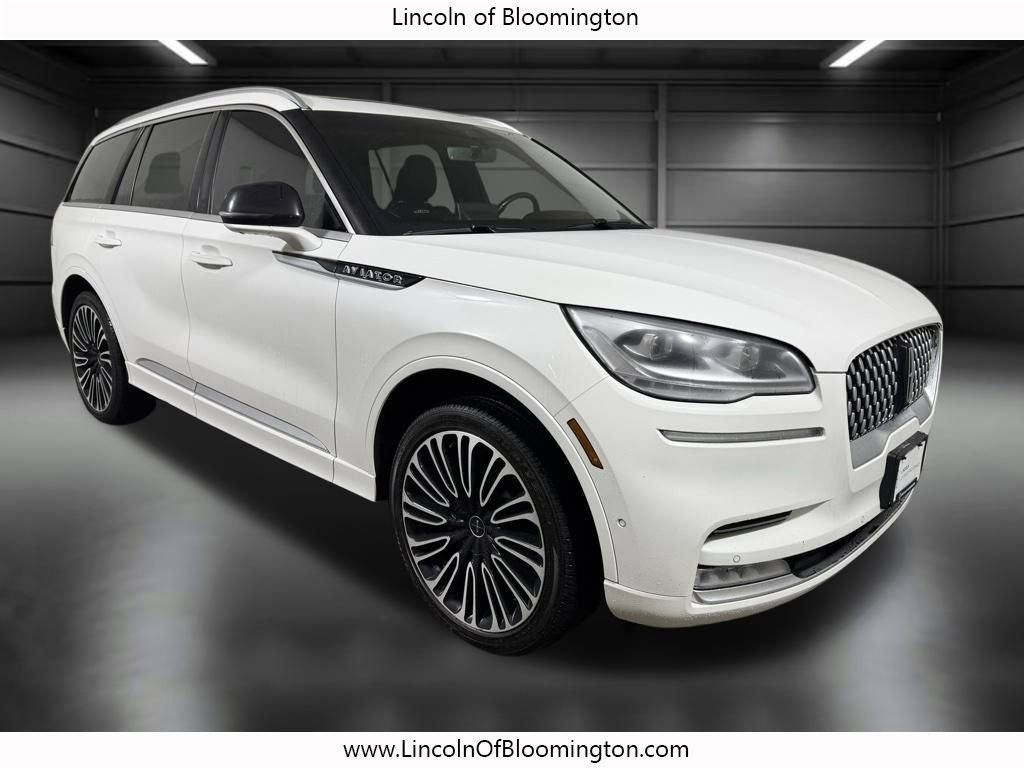 Used 2023 Lincoln Aviator Black Label w/ Dynamic Handling Package image 10