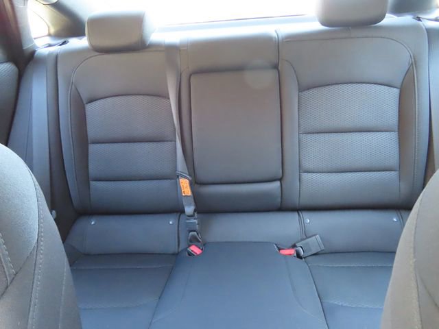 Used 2016 Chevrolet Malibu LT FWD image 6