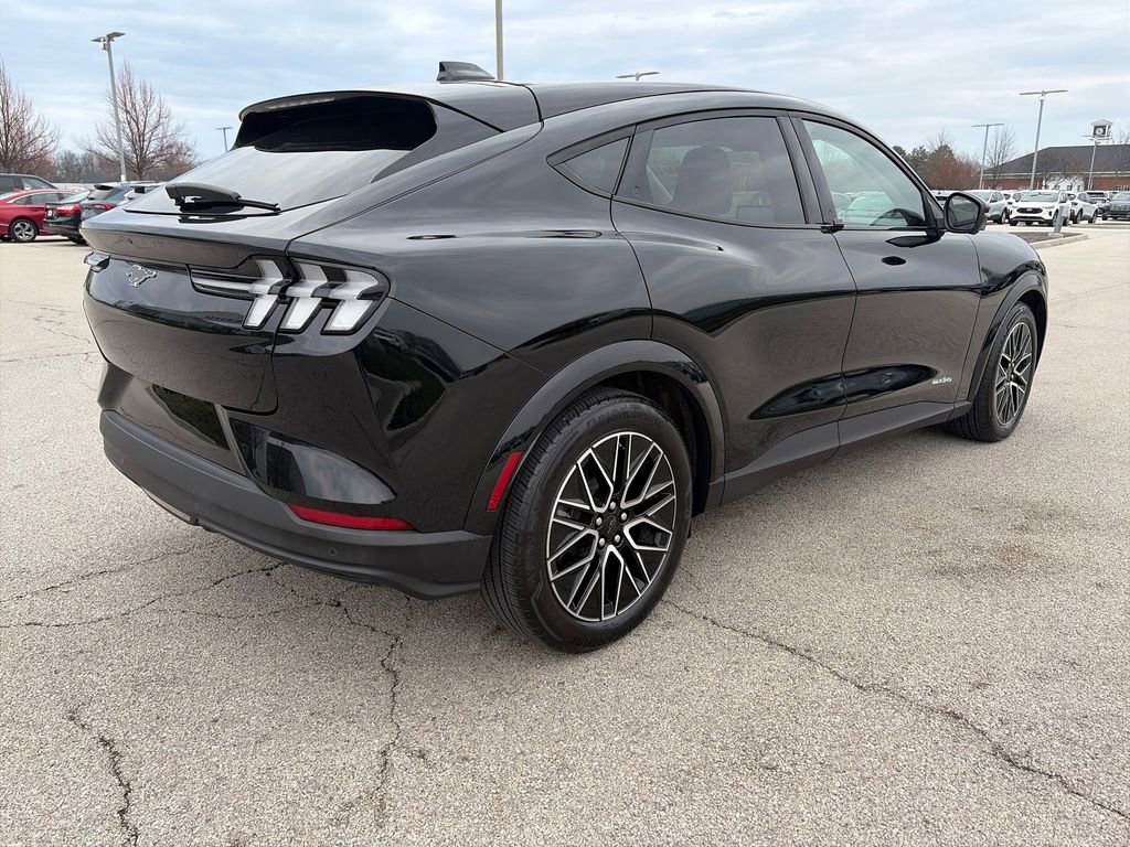 Used 2025 Ford Mustang Mach-E Premium image 7