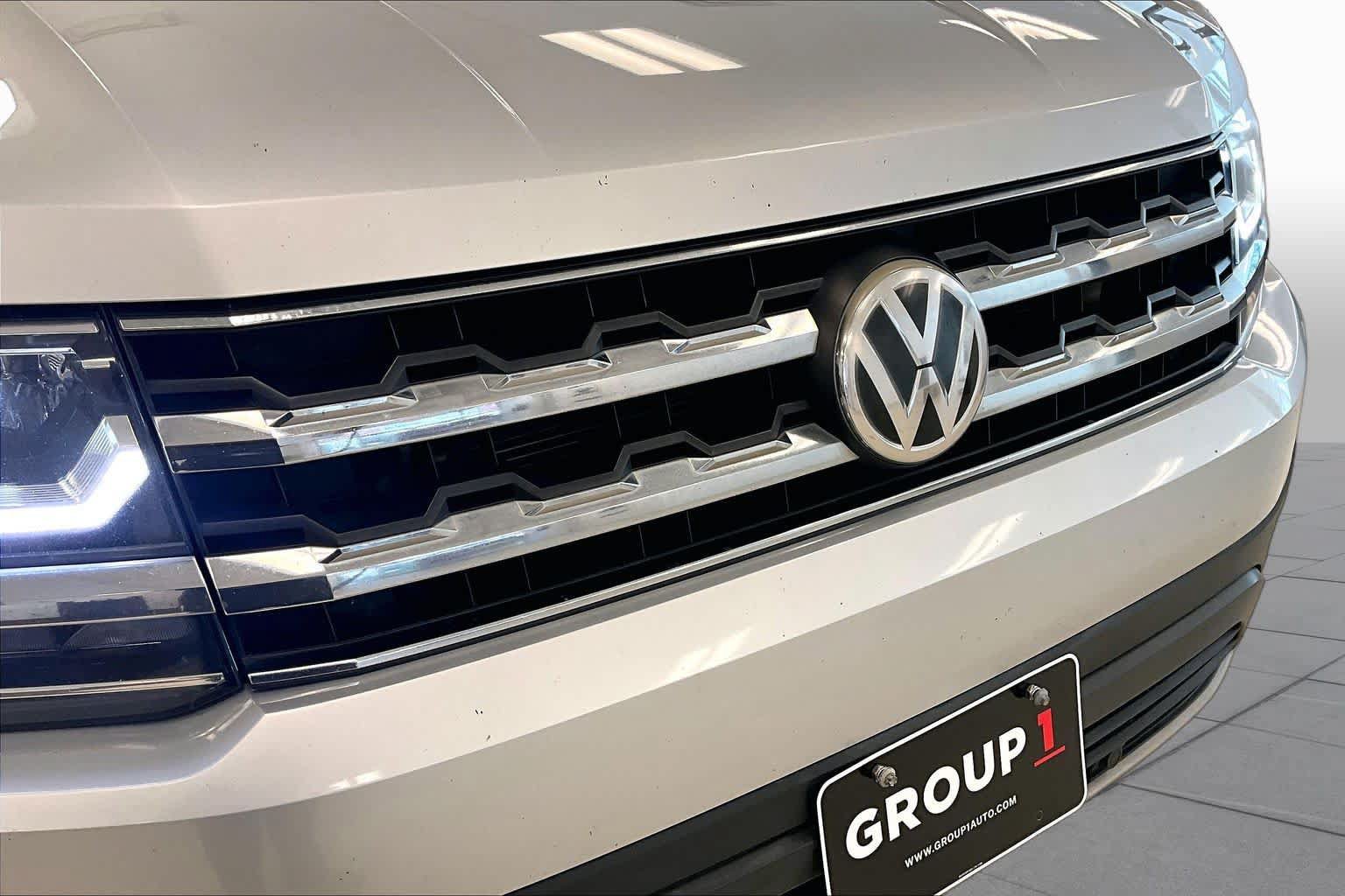 Used 2018 Volkswagen Atlas SEL FWD image 28