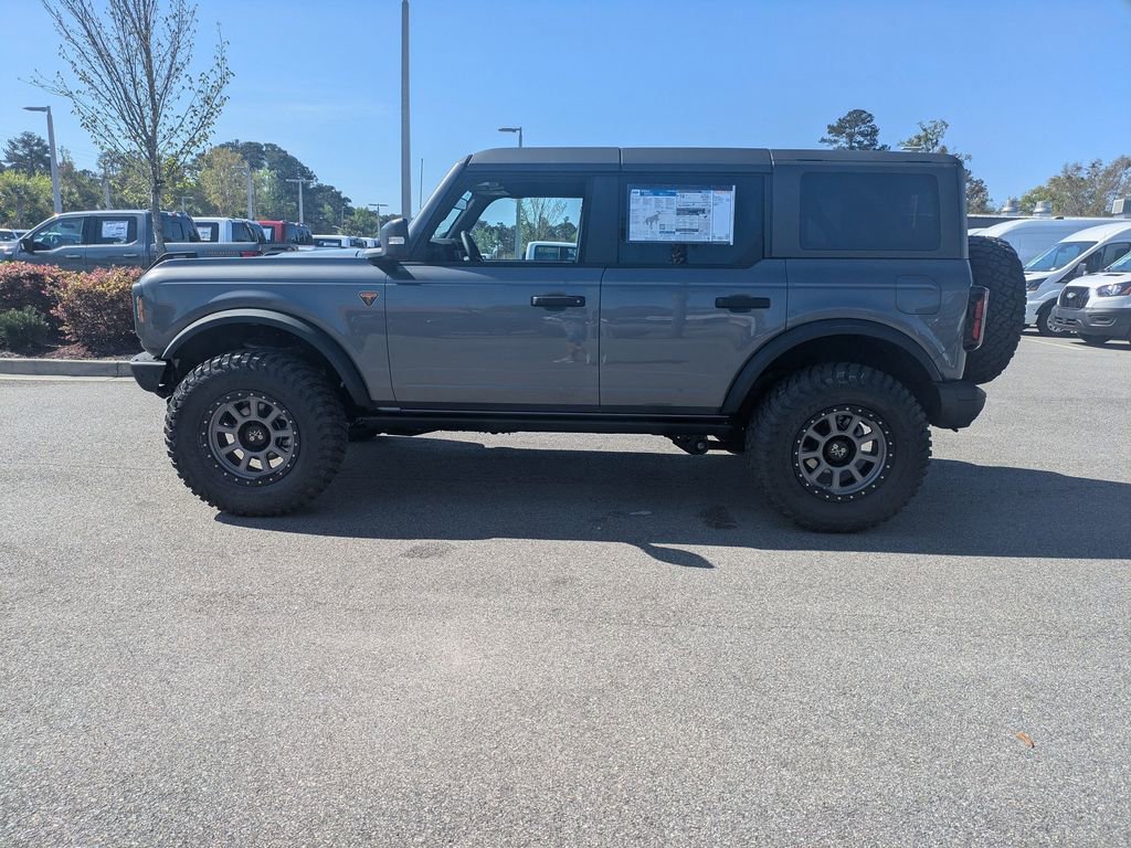 New 2025 Ford Bronco Badlands AWD/4WD image 7