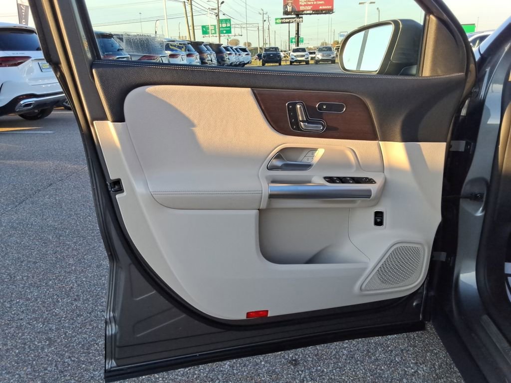 Certified 2023 Mercedes-Benz GLA 250 4MATIC image 11