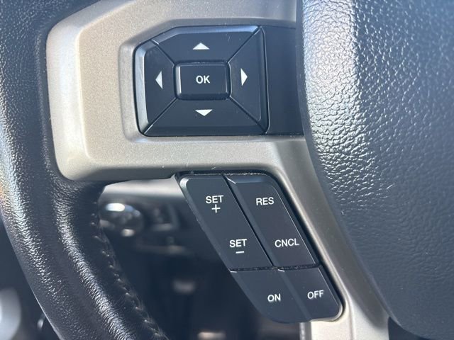 Used 2022 Ford F250 Lariat w/ Black Appearance Package image 18