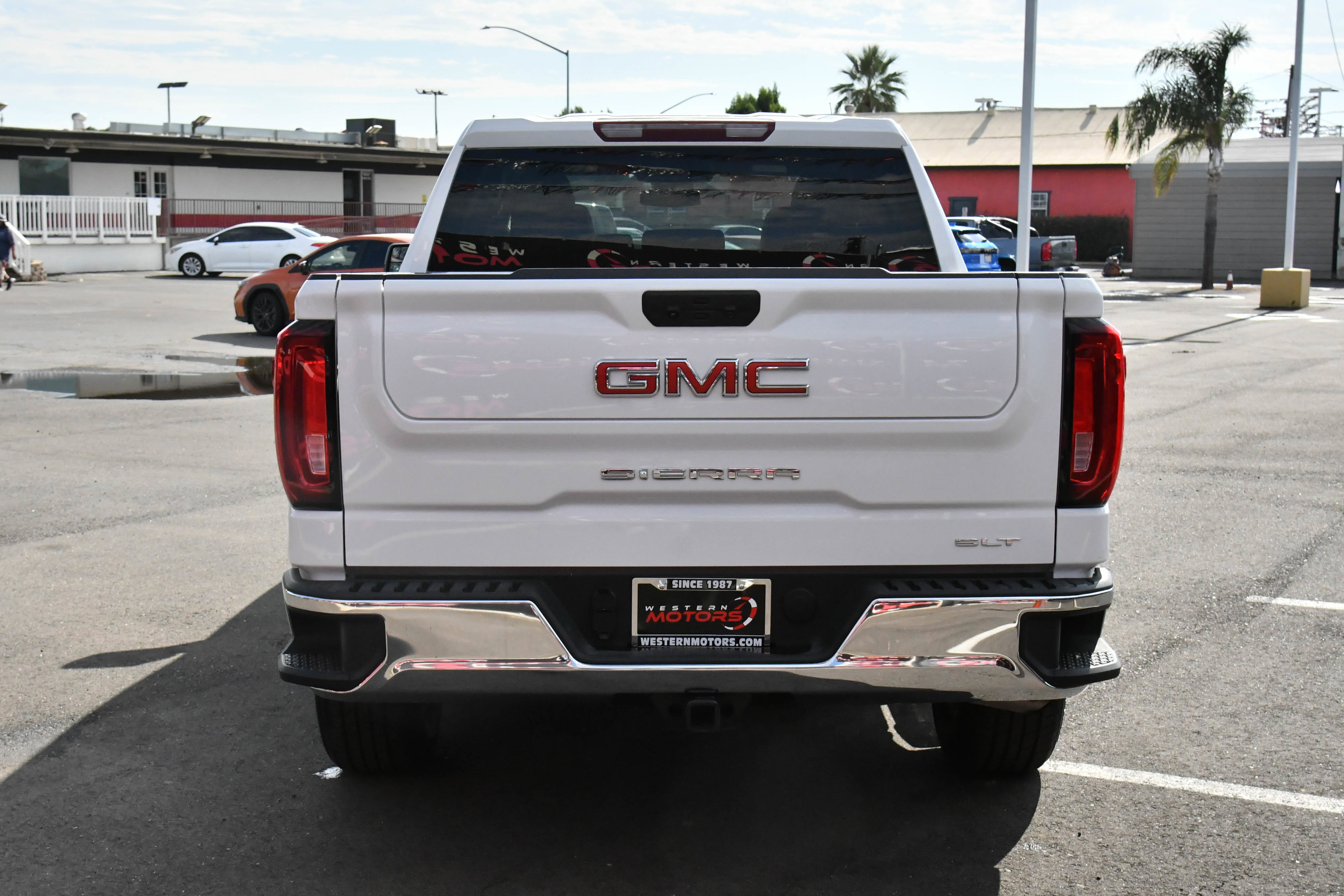 Used 2024 GMC Sierra 1500 SLT image 7