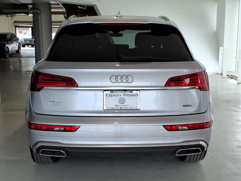Used 2023 Audi Q5 2.0T Premium w/ Convenience Package AWD/4WD image 5