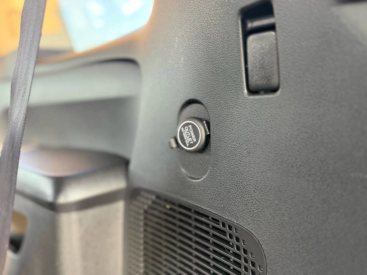 Used 2010 Honda Pilot EX-L image 18