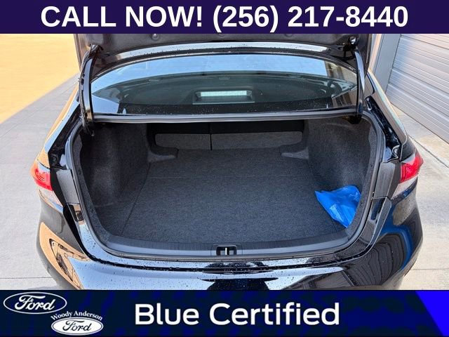 Used 2025 Toyota Corolla LE w/ Convenience Package image 6
