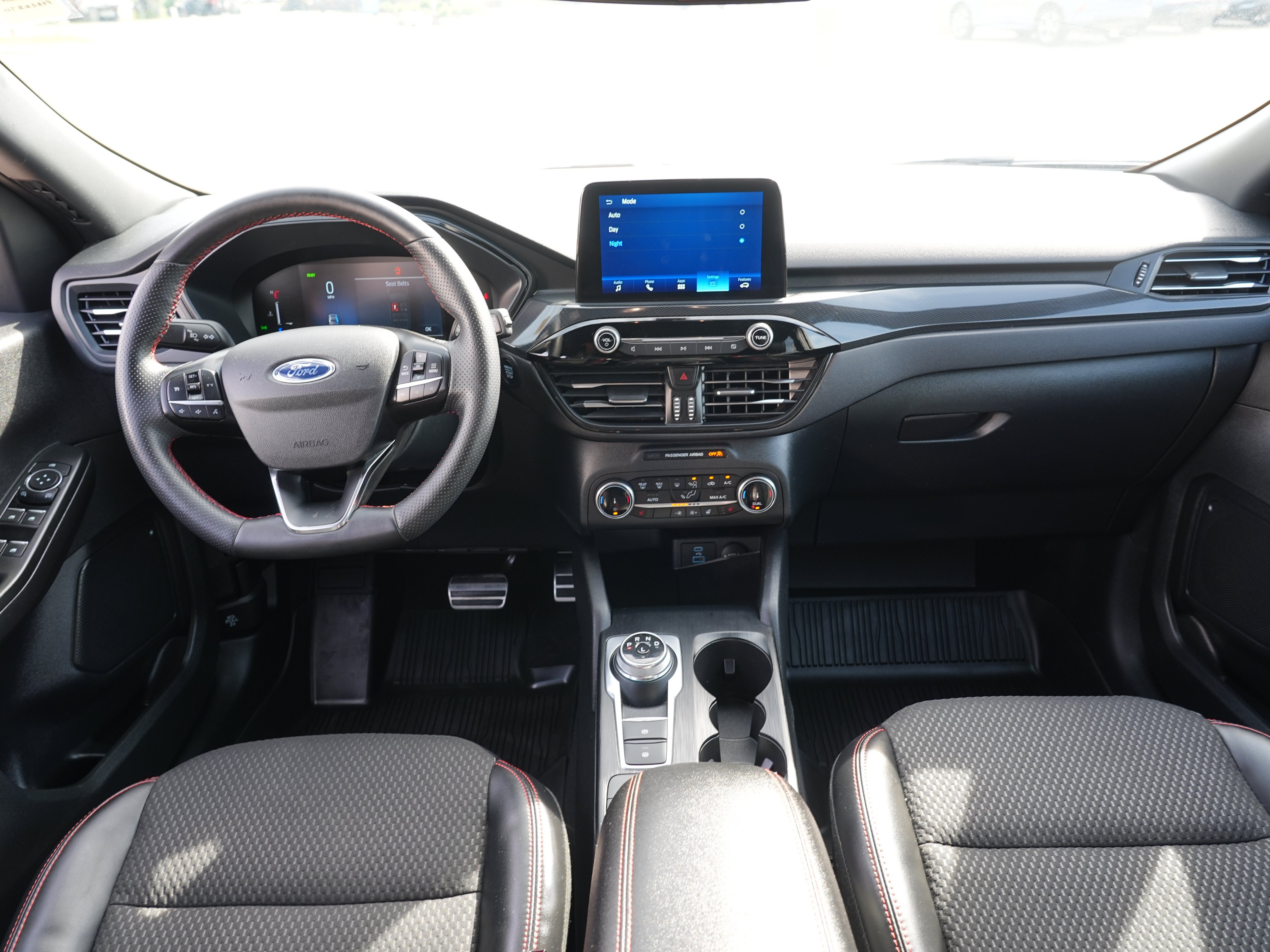 Used 2023 Ford Escape ST-Line Select AWD/4WD image 28