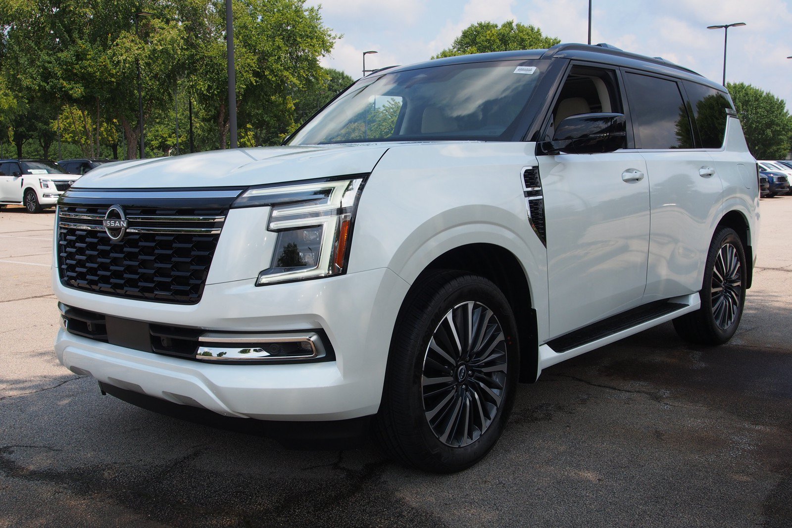 New 2026 Nissan Armada Platinum Reserve AWD/4WD image 3