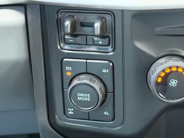New 2026 Ford F250 4x4 Crew Cab Super Duty image 25