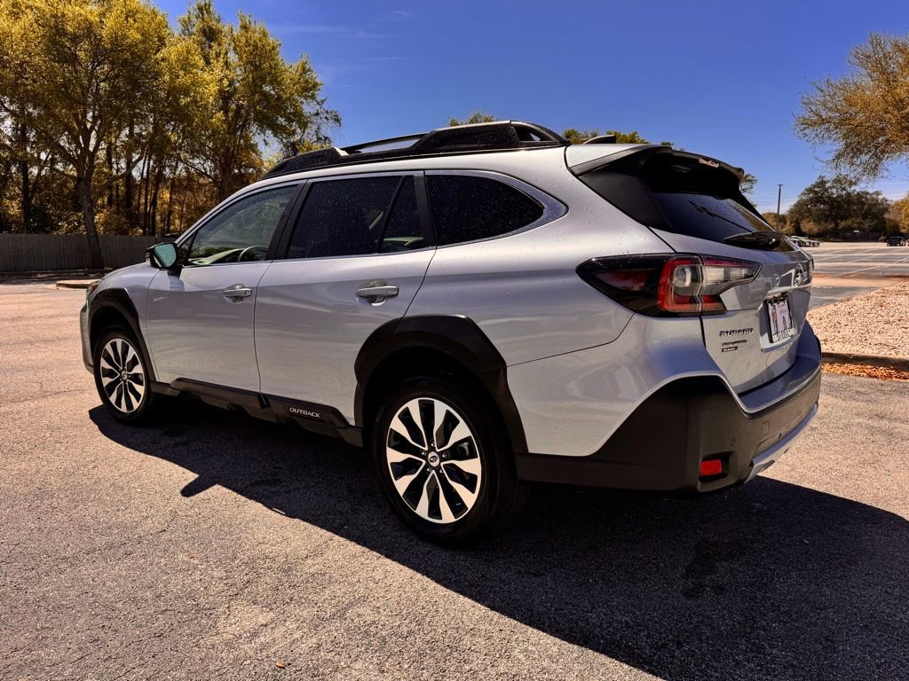 Used 2024 Subaru Outback Limited image 6