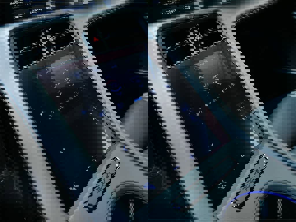 Used 2020 Porsche Taycan Turbo image 29