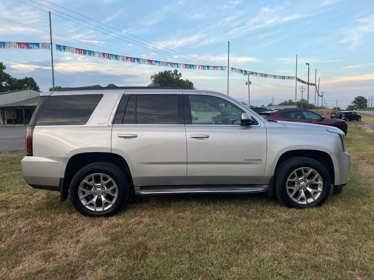 Used 2015 GMC Yukon SLT w/ Open Road Package image 2