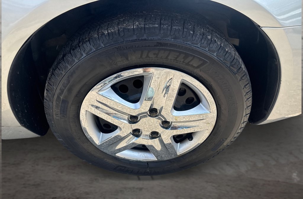 Used 2008 Chevrolet Impala LS FWD image 17
