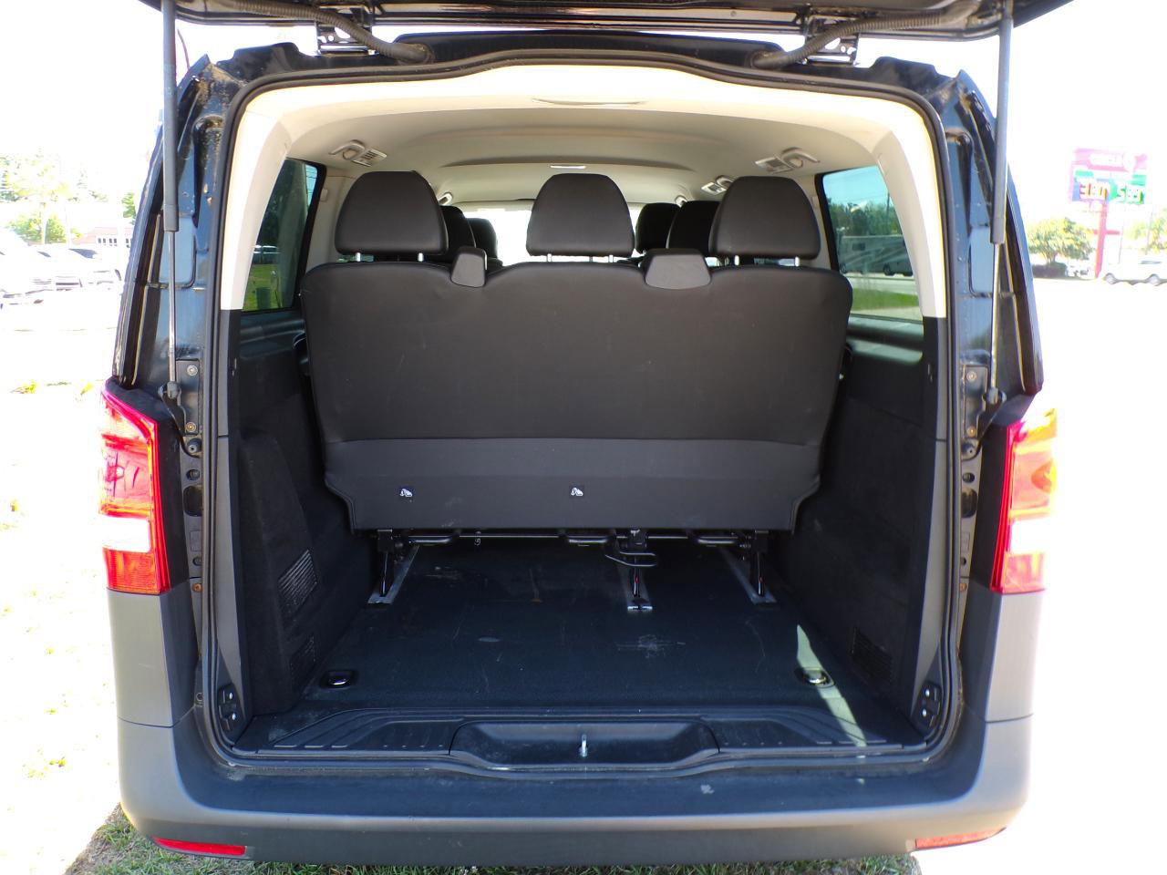 Used 2021 Mercedes-Benz Metris Passenger image 8