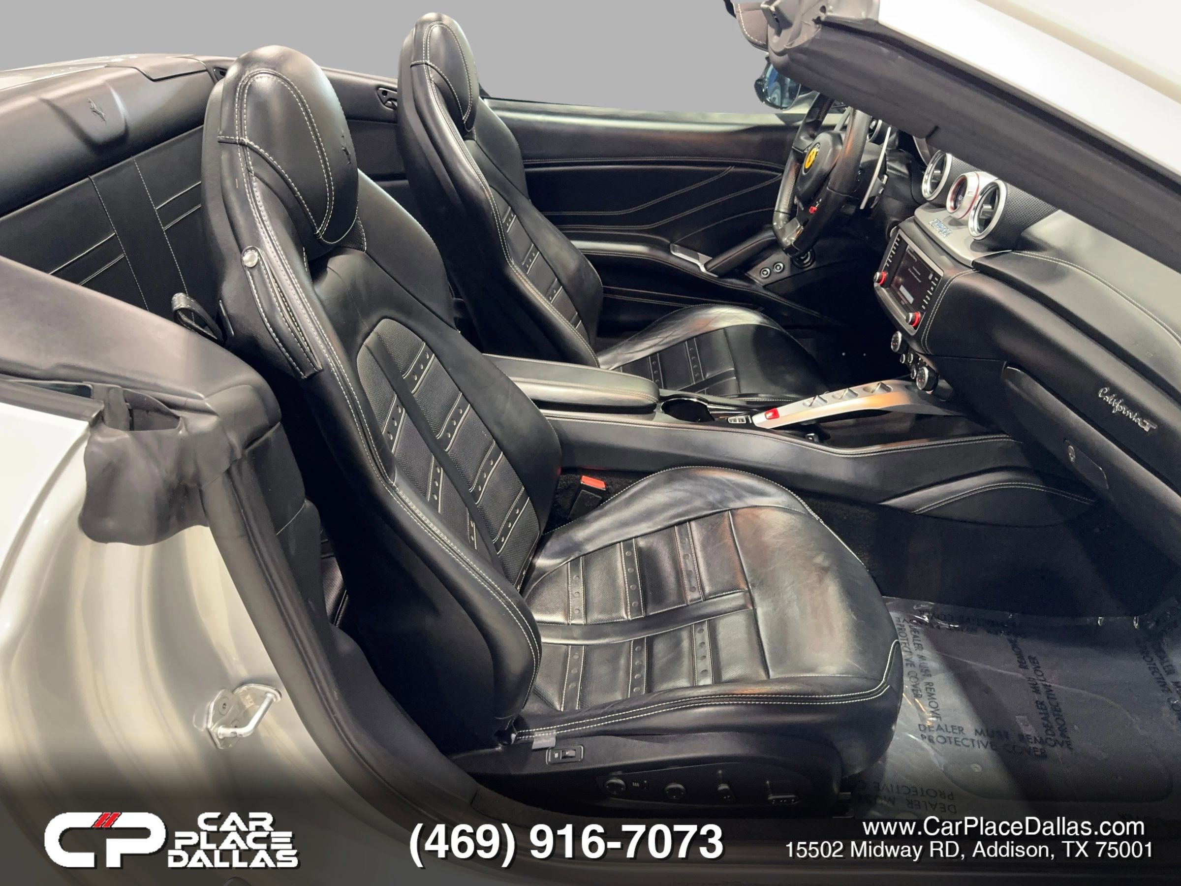 Used 2016 Ferrari California T image 28