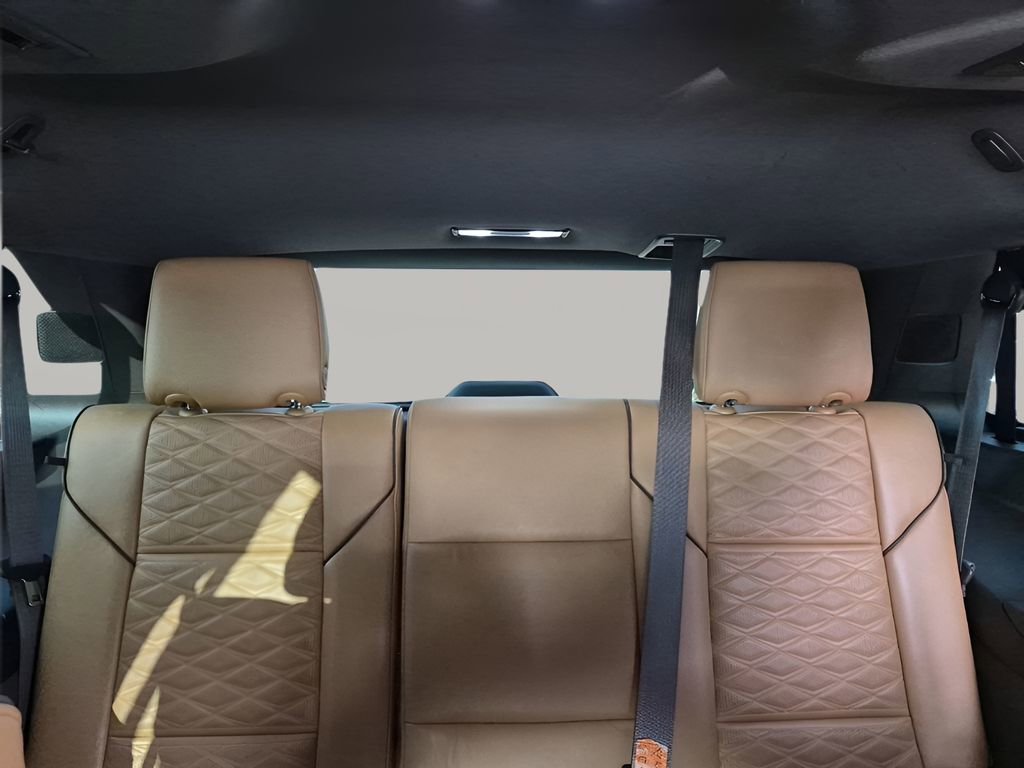 Certified 2024 Cadillac Escalade Sport w/ Touring Package image 27