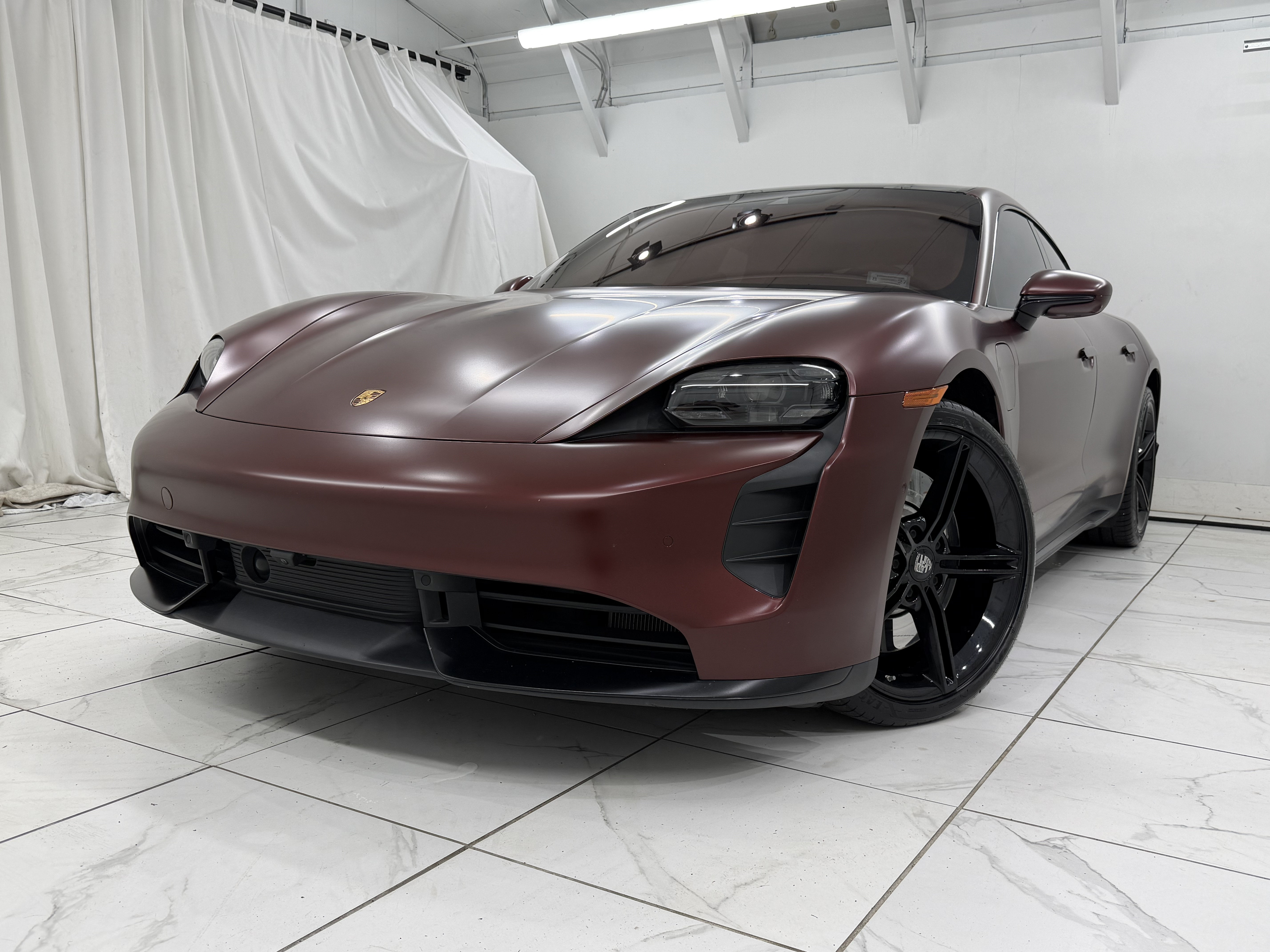 Certified 2022 Porsche Taycan Turbo AWD/4WD image 8
