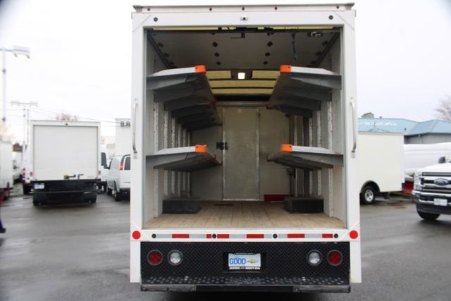 Used 2023 Chevrolet Express 3500 w/ Power Convenience Package image 7