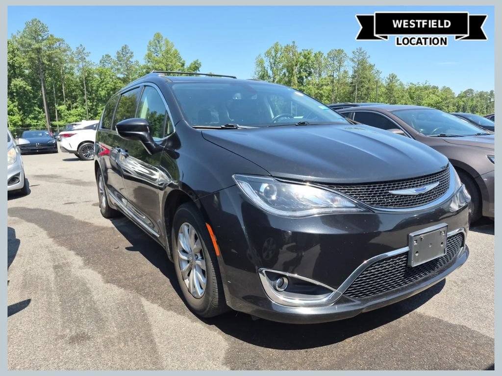 Used 2019 Chrysler Pacifica Touring-L