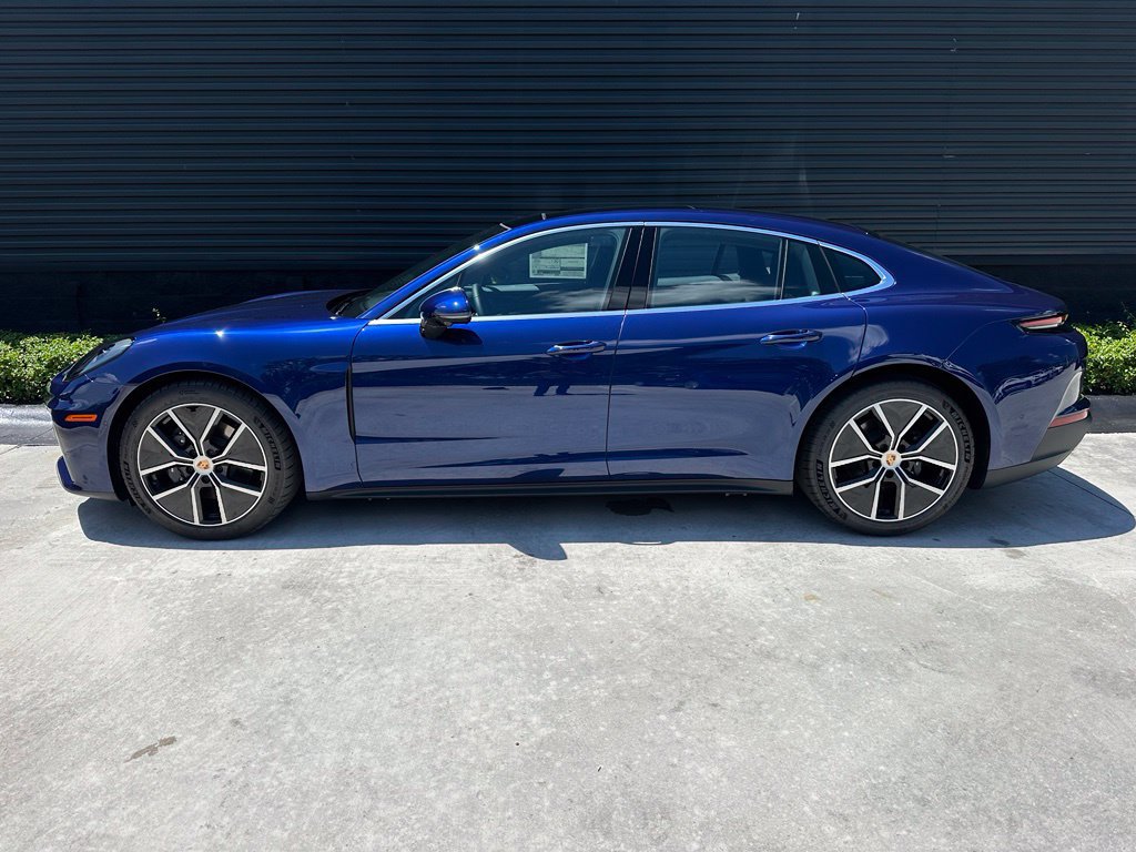Used 2026 Porsche Panamera RWD image 2