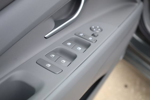 New 2026 Hyundai Elantra SEL Sport Premium FWD image 15