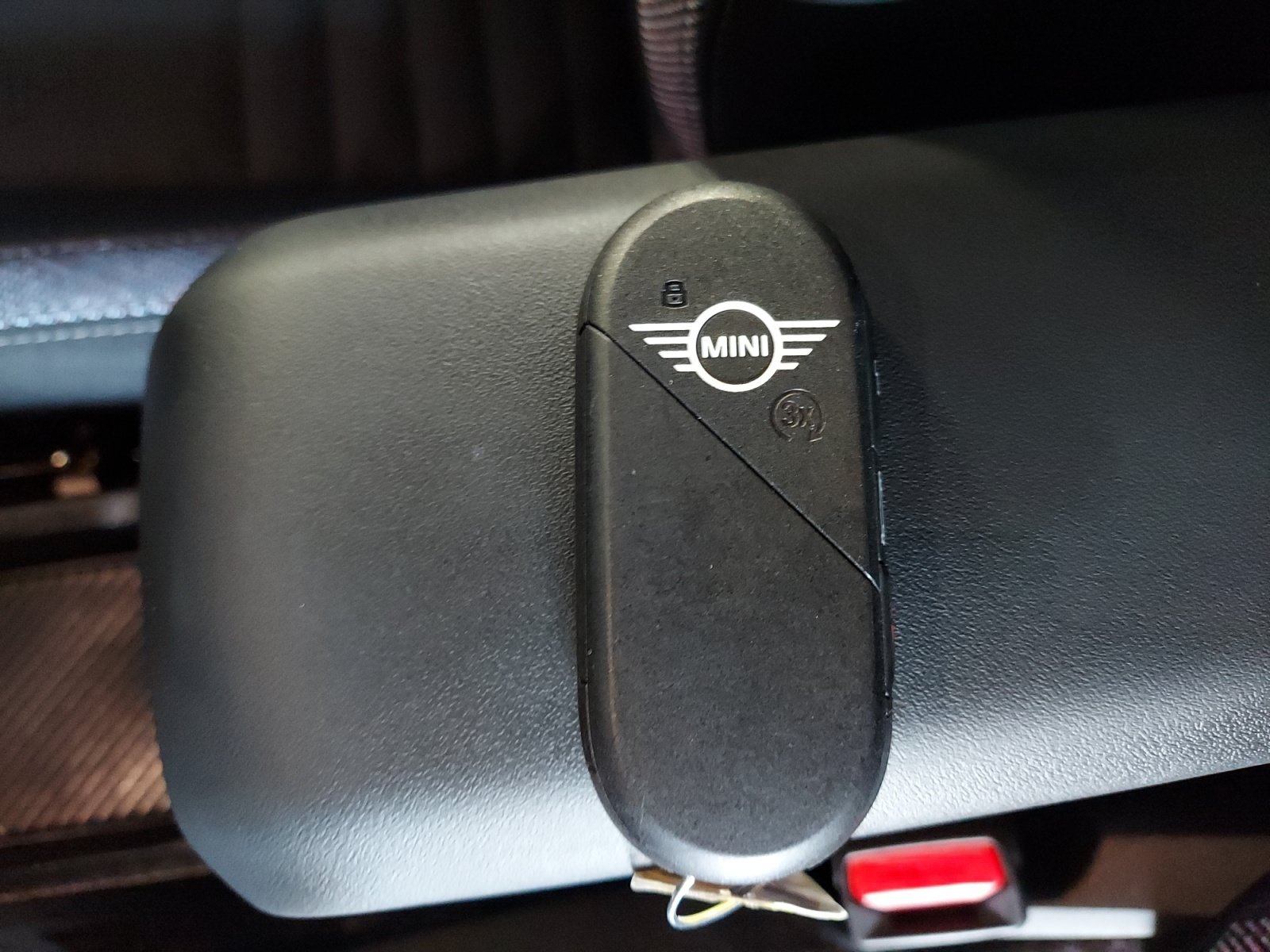 Used 2026 MINI Cooper S FWD image 32