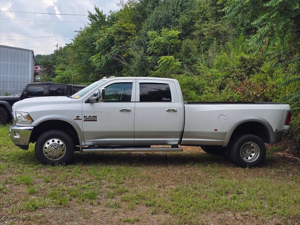 Used 2015 RAM 3500 Laramie AWD/4WD image 11