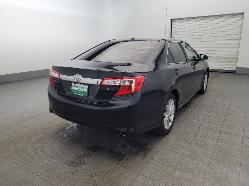 Used 2014 Toyota Camry XLE image 9