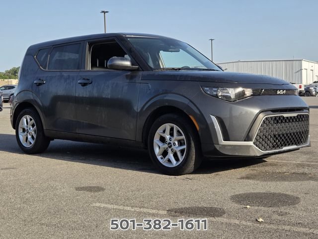 Used 2024 Kia Soul LX w/ Option Group 015 FWD image 7