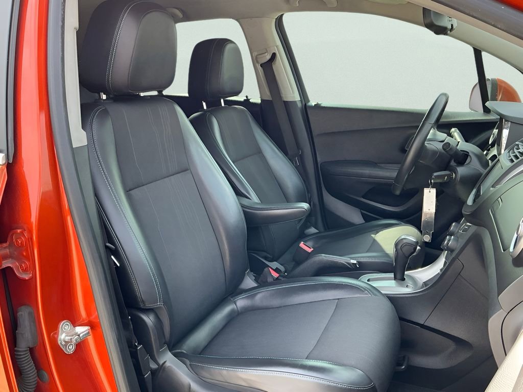 Used 2015 Chevrolet Trax LT w/ LT Plus Package image 16
