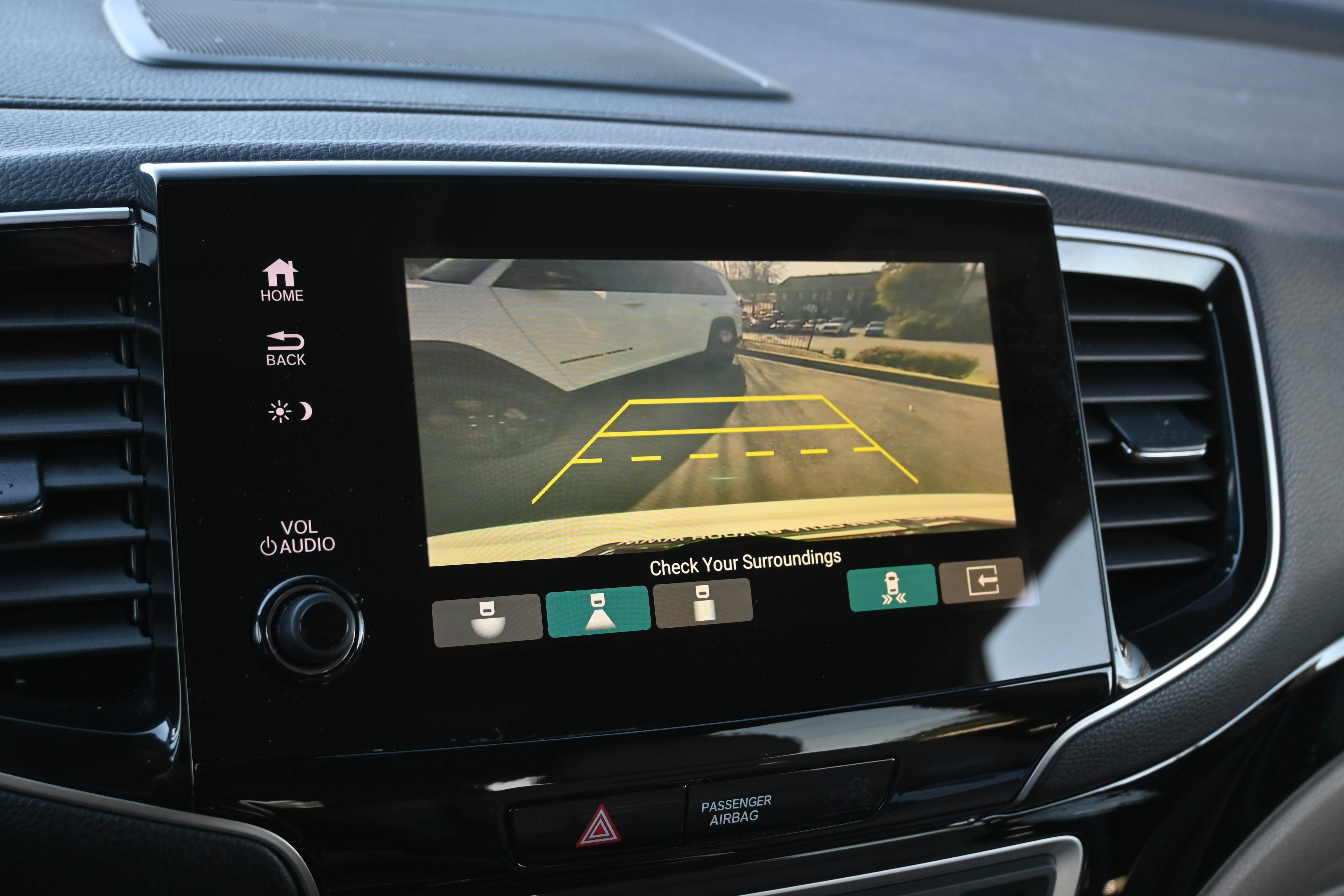 Used 2020 Honda Pilot Touring image 43