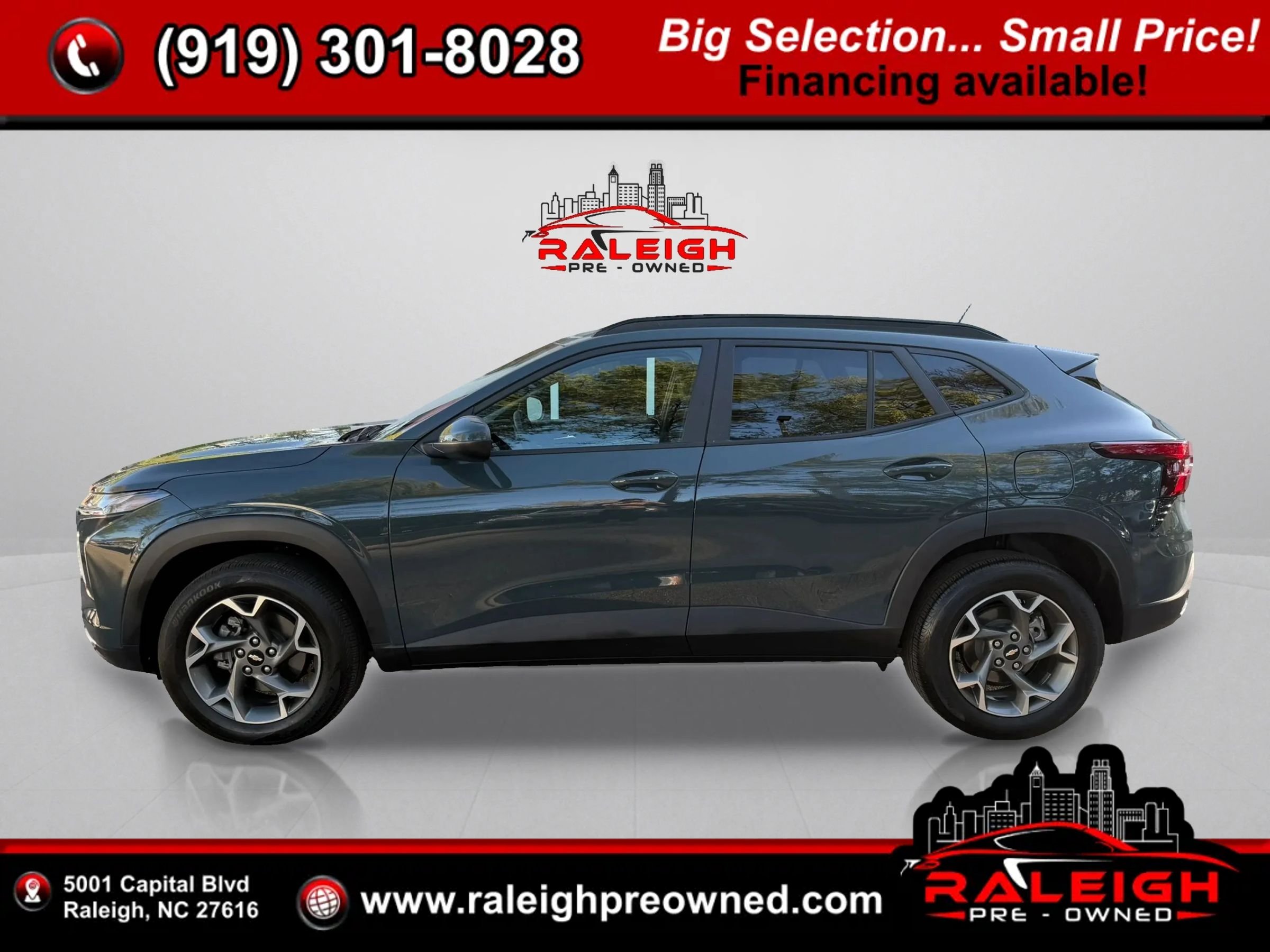 Used 2025 Chevrolet Trax LT w/ Driver Confidence Package FWD image 1