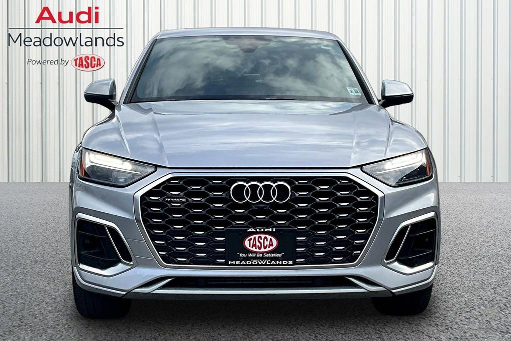 Used 2023 Audi Q5 2.0T Premium w/ Convenience Package image 2