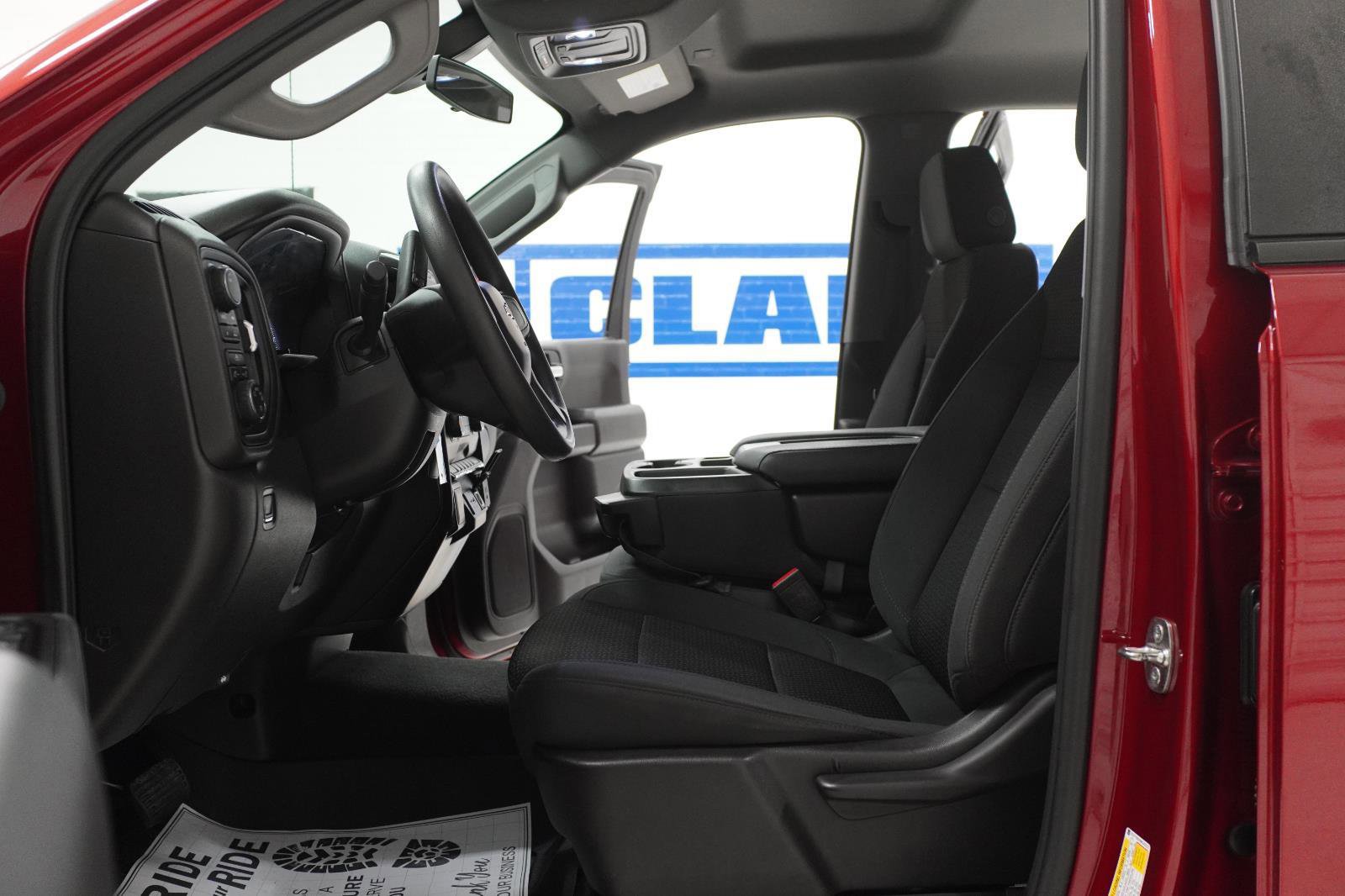 Used 2021 Chevrolet Silverado 1500 Custom AWD/4WD image 13