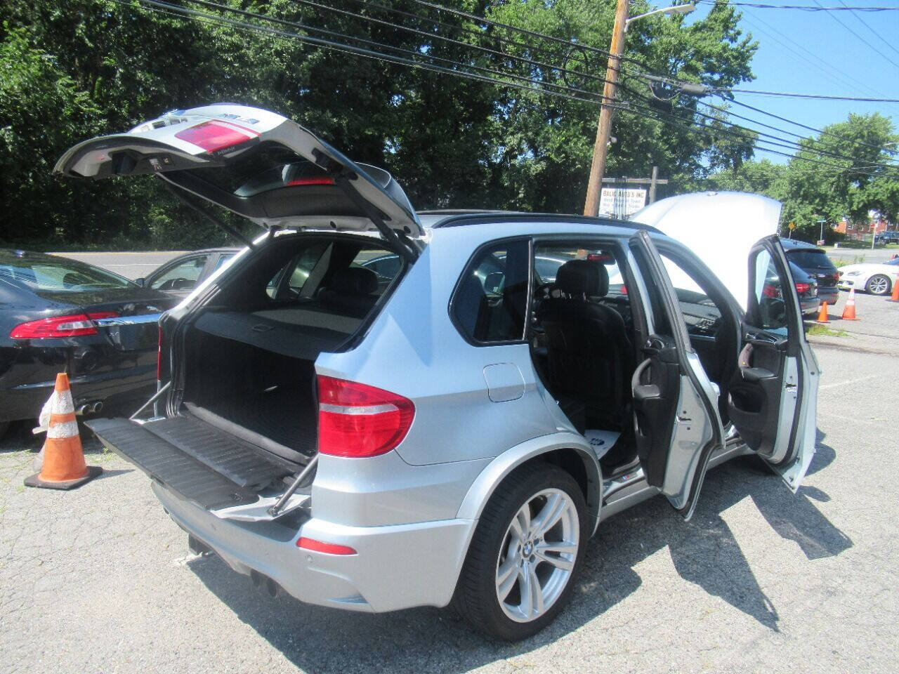 Used 2010 BMW X5 M AWD/4WD image 12